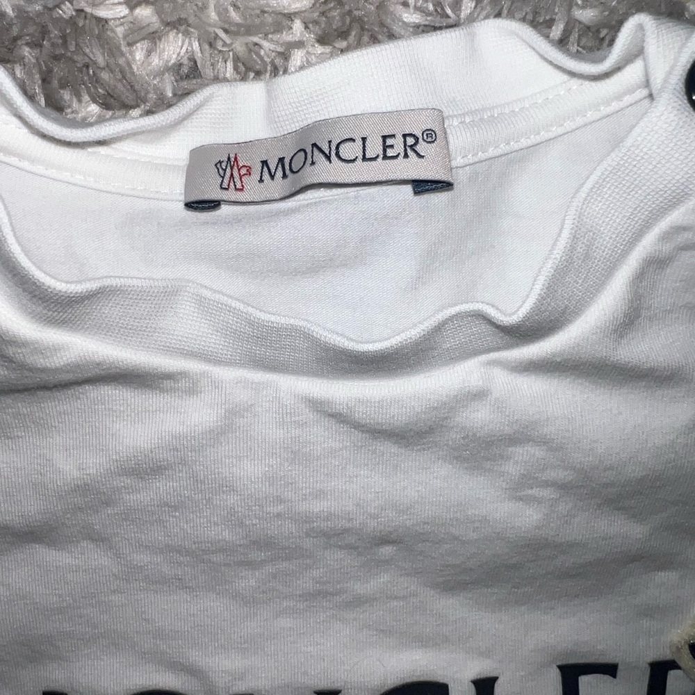Moncler White T-Shirt and Navy Shorts Set - Picture 2 of 4